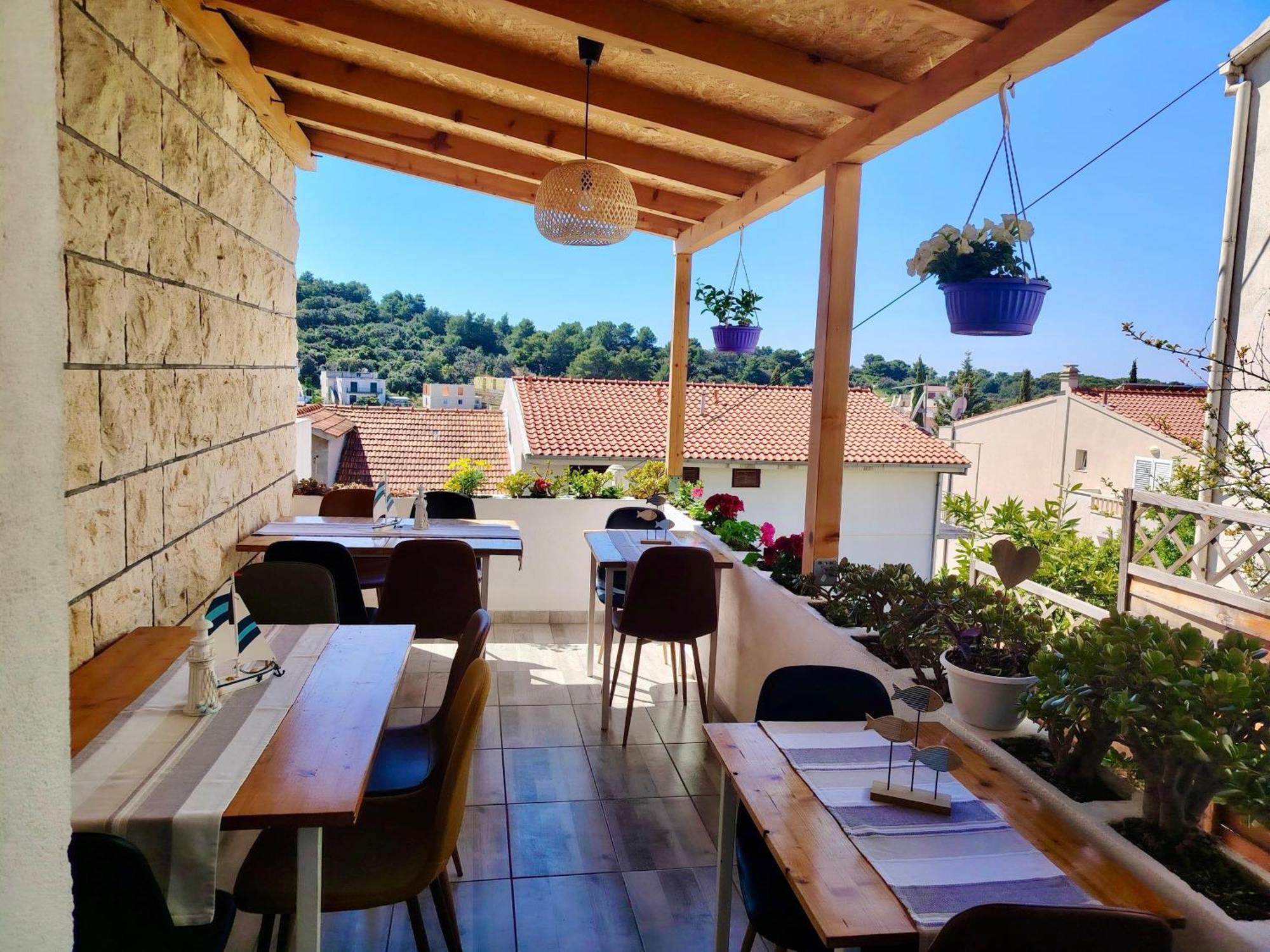 B&B Buzolic Hvar Town Exterior foto